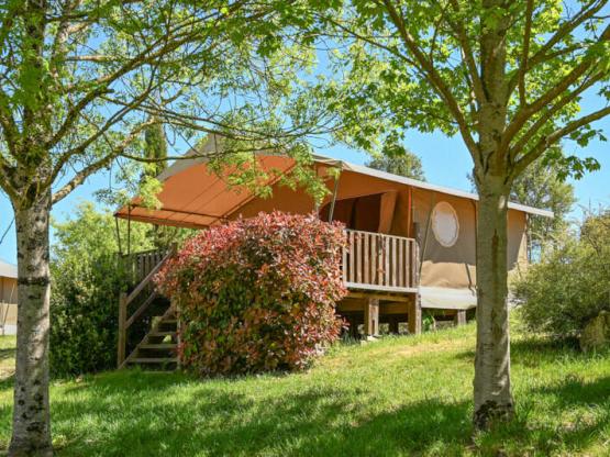 Bungalow toilé meublé Canada 20m² (2 chambres) + terrasse couverte