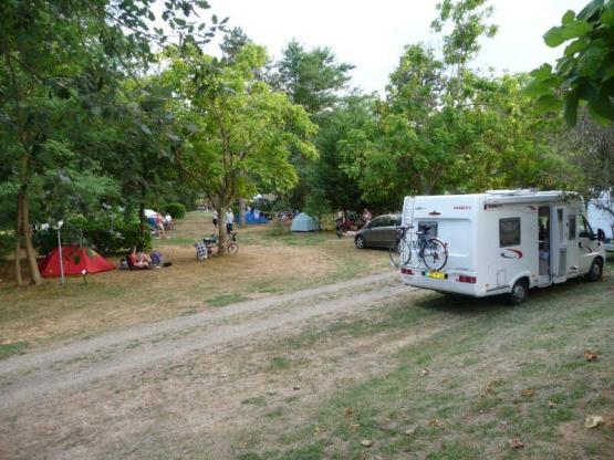 Le Domaine du CASTEX - Camping & Hébergement