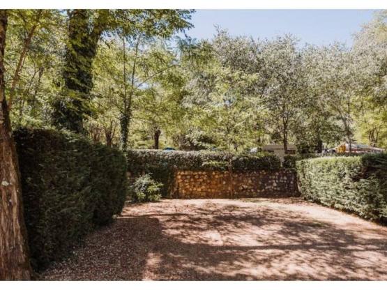 Stellplatz Prestige 120m² + Strom 10A