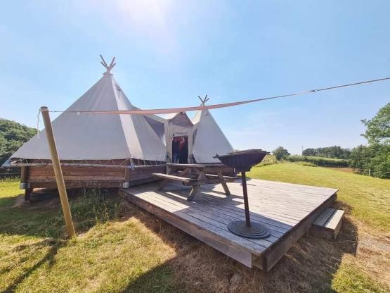Tipi Lodge