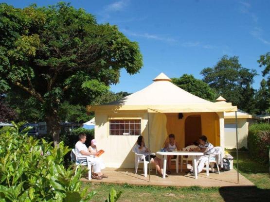 TENTE équipée 20m² 2 kamers (zonder sanitair)