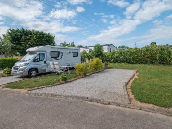 Forfait Confort Camping-car uniquement  - raccordement électrique + véhicule