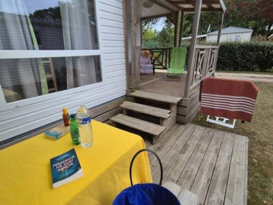 Mobilhome LOFT avec Terrasse couverte (4 adultes maxi) - 2 Chambres.