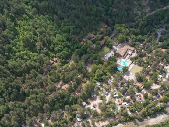 Mobil-Home Confort + Cocoon 28m²  (2ch-4pers) + Terrasse couverte + Clim - Tarif 1 à 4 pers.