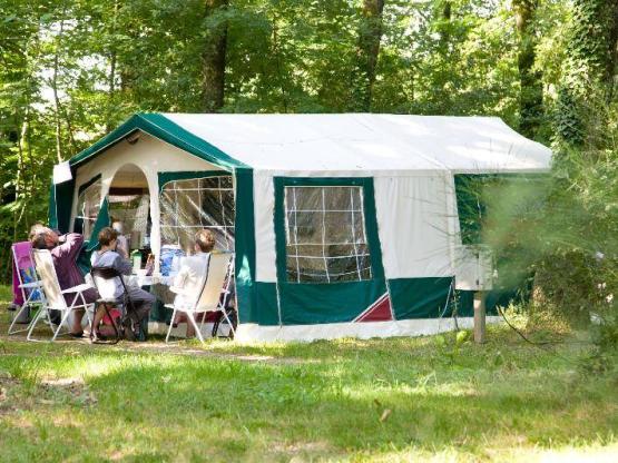 Forfait NATURE : emplacement 2 pers sans électricité + véhicule + tente ou caravane