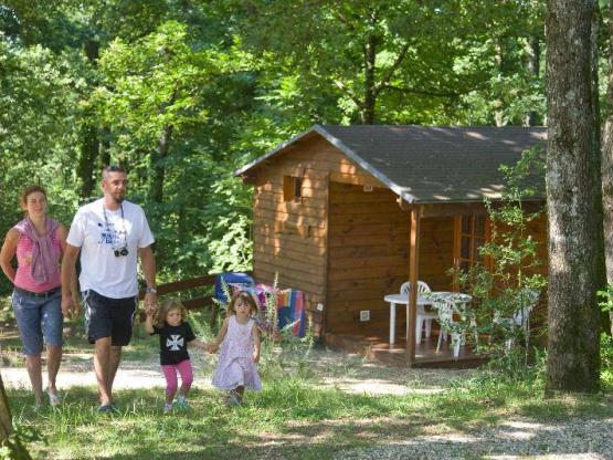 Chalet style Cabane trappeur CONFORT 35m² - 2 chambres + terrasse couverte