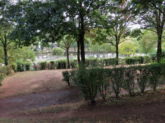 Forfait Grand Confort + 1 voiture + 1 tente, caravane ou camping-car avec électricité 10A GCC