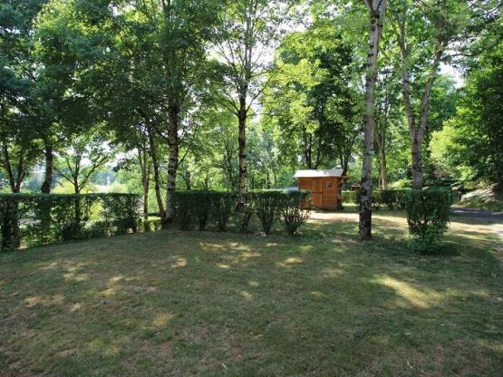 Forfait Grand Confort + 1 voiture + 1 tente, caravane ou camping-car avec électricité 10A GCC