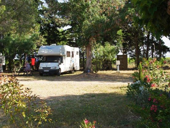Privilege Package (1 tent, caravan or motorhome / 1 car / electricity 10A)