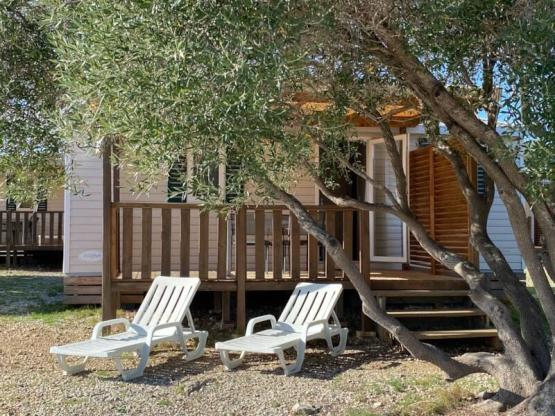 Top Alto premium 29m², 2 chambres + terrasse semi-couverte 11m² +TV + lave vaisselle + climatisation