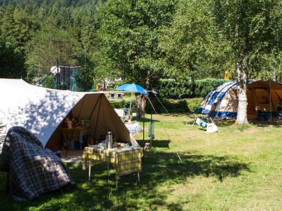 Forfait Nature (sans électricité) (1 tente, caravane + 1 voiture ou camping-car)