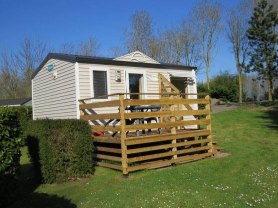 Mobil-Home Standard 20m² (1ch-2pers) + SDB/WC + TV + Terrasse