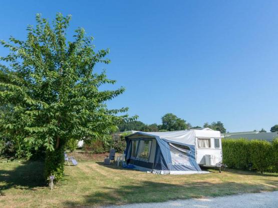 Pauschale: Stellplatz + Auto