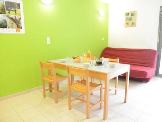 Appartement (2 pièces, 41m²) en location rez de jardin