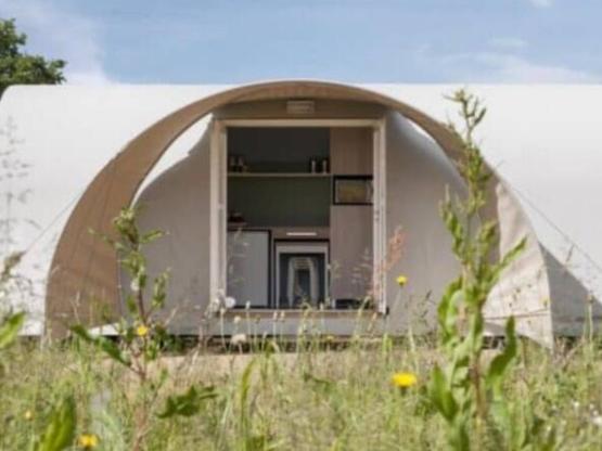 Bungalowtent zonder sanitairgebouw