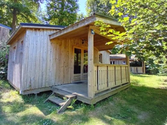 Chalet Bois Confort 24m² 2 chambres + terrasse couverte + TV