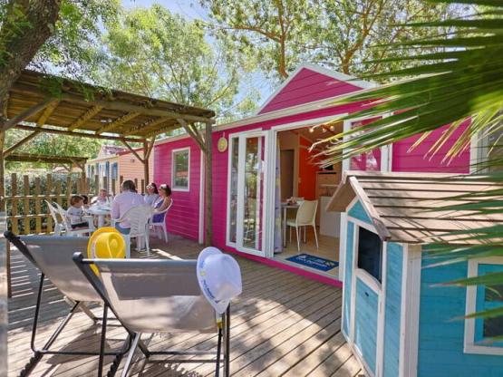 MOBIL-HOME FAMILY KIDS CLIMATISE : 2 Chambres 2 SDB (idéal avec de jeunes enfants)