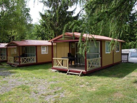 Chalet CONFORT 24 m² (2 chambre) + terrasse couverte avec vue
