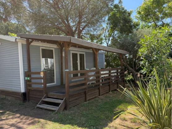 Mobil-Home LAVANDE Confort 29m² (2 chambres) - terrasse couverte 16m² - TV + Climatisation