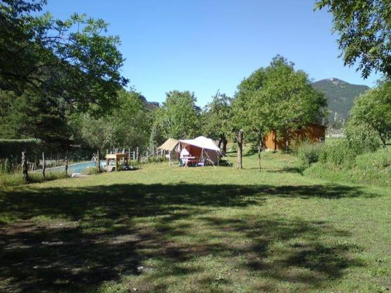 Pitch + car + tent - for 2 to 4 place tents only!