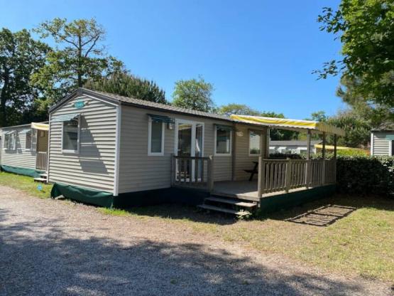Mobil home  Confort 34m² (3 chambres) avec terrasse semi-couverte