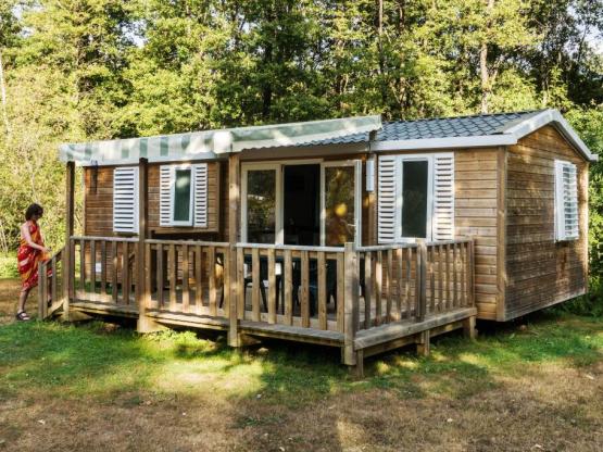 Mobil-home 32m² wc-terrasse-douche-clim