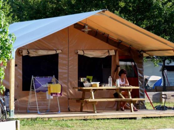 Tent ** - 2 Kamers - 0 badkamer -  Lodge Victoria