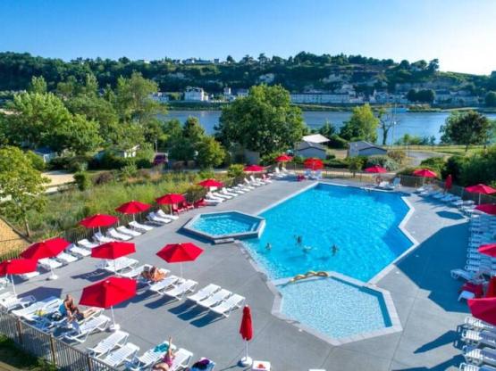 Petit bivouac lodge en bois