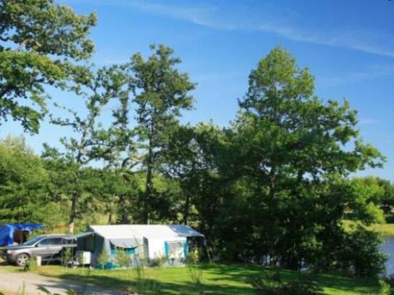 Emplacement tente + électricité 10A