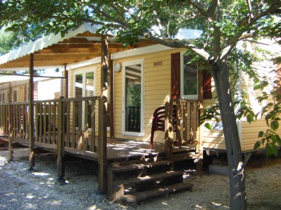 Stacaravan CONFORT PLUS  / 2 (slaap)kamers - vaatwasser en tv -airconditioning