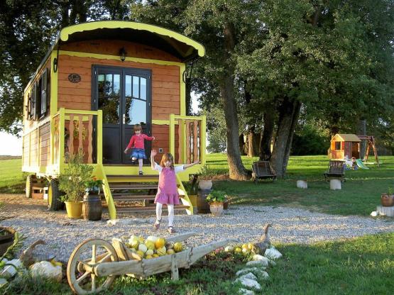 Roulotte- location  Gite Famille