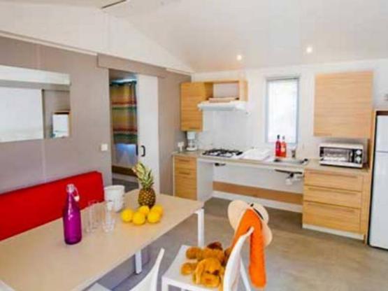 Mobil-home Comfort 27m² 2 bedrooms + TV + terrace - Wheelchair friendly