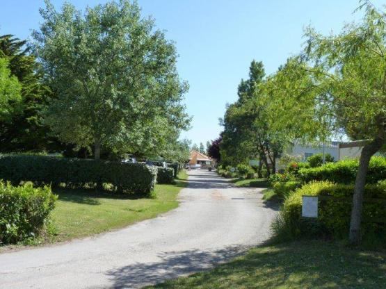 Forfait Confort (1 tente, caravane ou camping-car / 1 véhicule / électricité 10A)