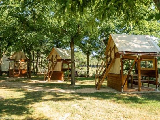 Tente bivouac perchée