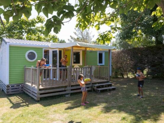 FORET 34.5m² (3 chambres) (+ de 10 ans) + TV+Terrasse