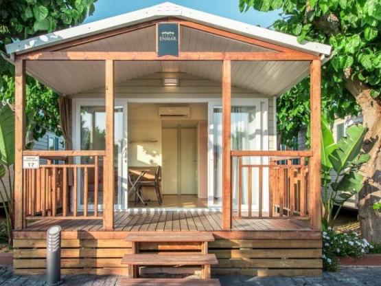 Mobil Home Confort NEUF, 2 chambres, 30 m² avec terrasse couverte et semi-fermée