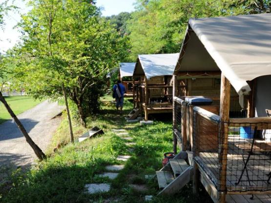 Cabane Lodge 12 m² (1 chambre) + terrasse couverte, sans SDB