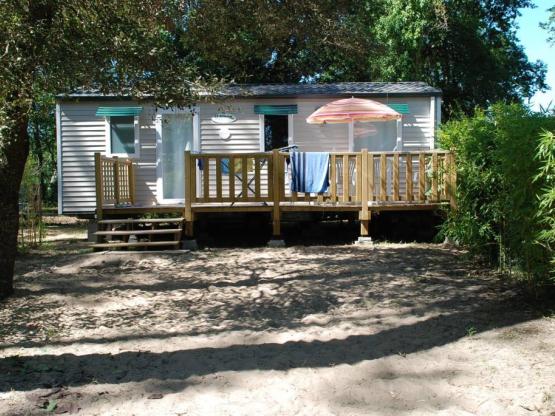 Mobilhome 3 chambres / terrasse bois semi-couverte