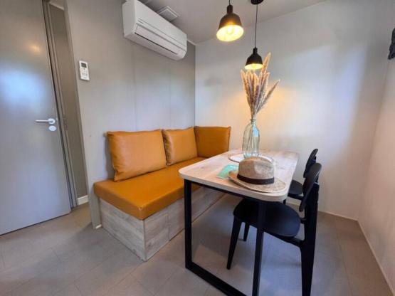 Mobil-home Petit Marina 20m² - 2 pièces - 1 chambre