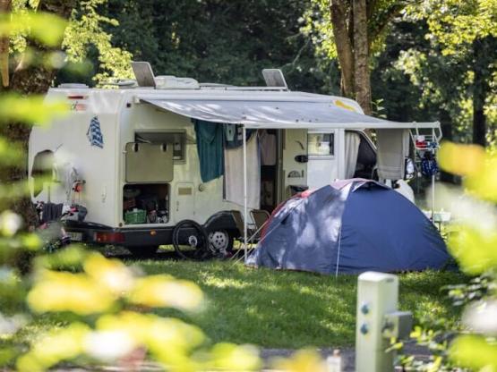 Forfait Confort (1 tente, caravane ou camping-car / 1 voiture / électricité 10A)