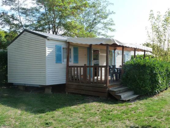 M4 Mobil-home 3 chambres + terrasse couverte 14m² (1Modèle sur le camping)