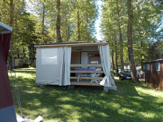 Bungalow toilé Tithome