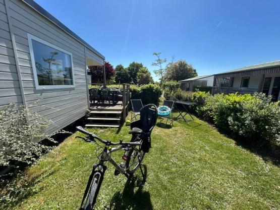 Mobil-home EQUILIBRE 3 chambres + TV + terrasse couverte + lave vaisselle + 1 connexion wifi