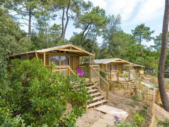 Ecolodge SWEET auf Pfählen PREMIUM 43 m² (2 Zimmer) + Halbüberdachte Terrasse