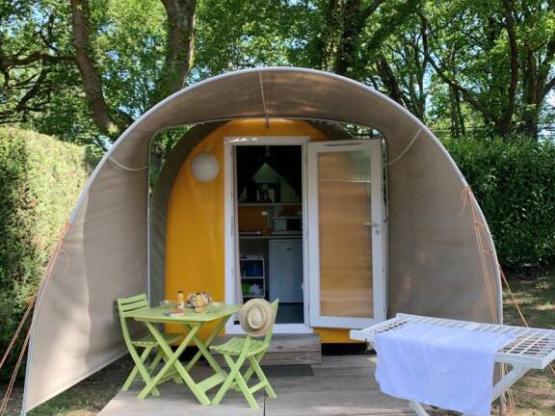 Mini coco - 1 lit double - sans eau courante, sans WC, ni douche