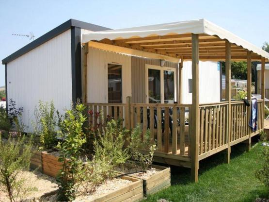 Mobil-home Premium 40m² (2 chambres) + TV + LV + BBQ + Clim + 2 salles de bains