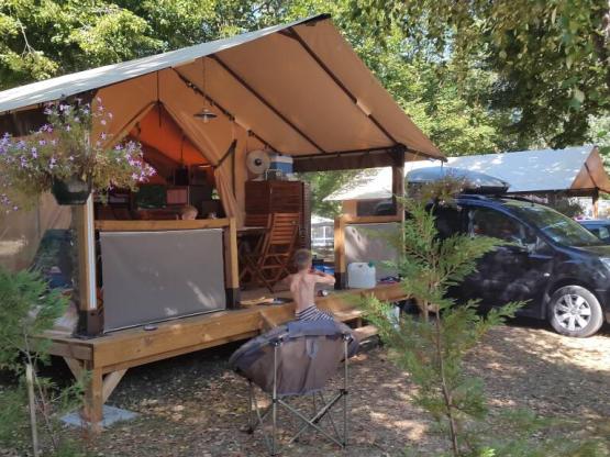 Tente Lodge Victoria (sans sanitaires privatifs)