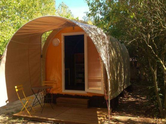 Le Coco 1 chambre 12m² sans sanitaires(2 adultes maxi - animaux inderdit - non fumeur)