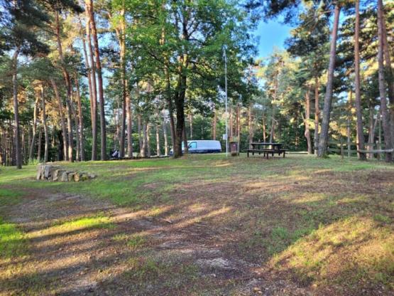 Emplacements pour caravanes, tentes et camping-cars