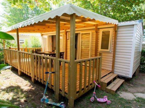 PRESTIGE 2  Climatisé 26,5 m² / TV